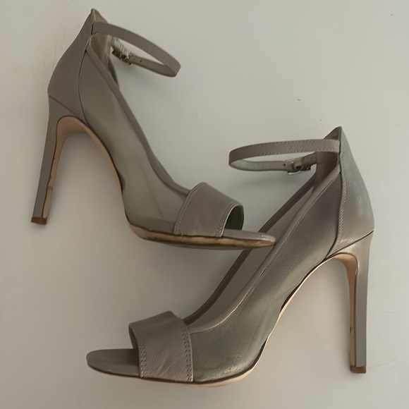BCBG generation Taupe 4 in open toe pumps with ankle strap, sheer mesh sides - Picture 4 of 8